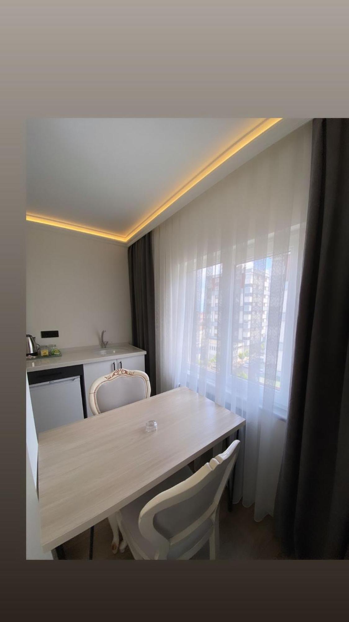 Golden Life Suit Τραμπζόν Εξωτερικό φωτογραφία